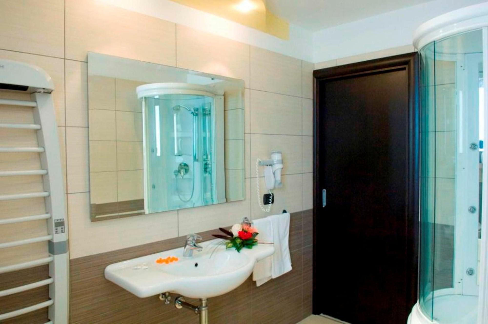Hotel Risberg Gallipoli Ngoại thất bức ảnh
