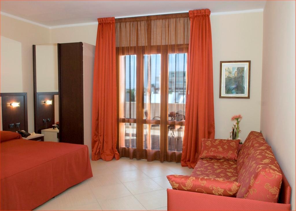 Hotel Risberg Gallipoli Ngoại thất bức ảnh