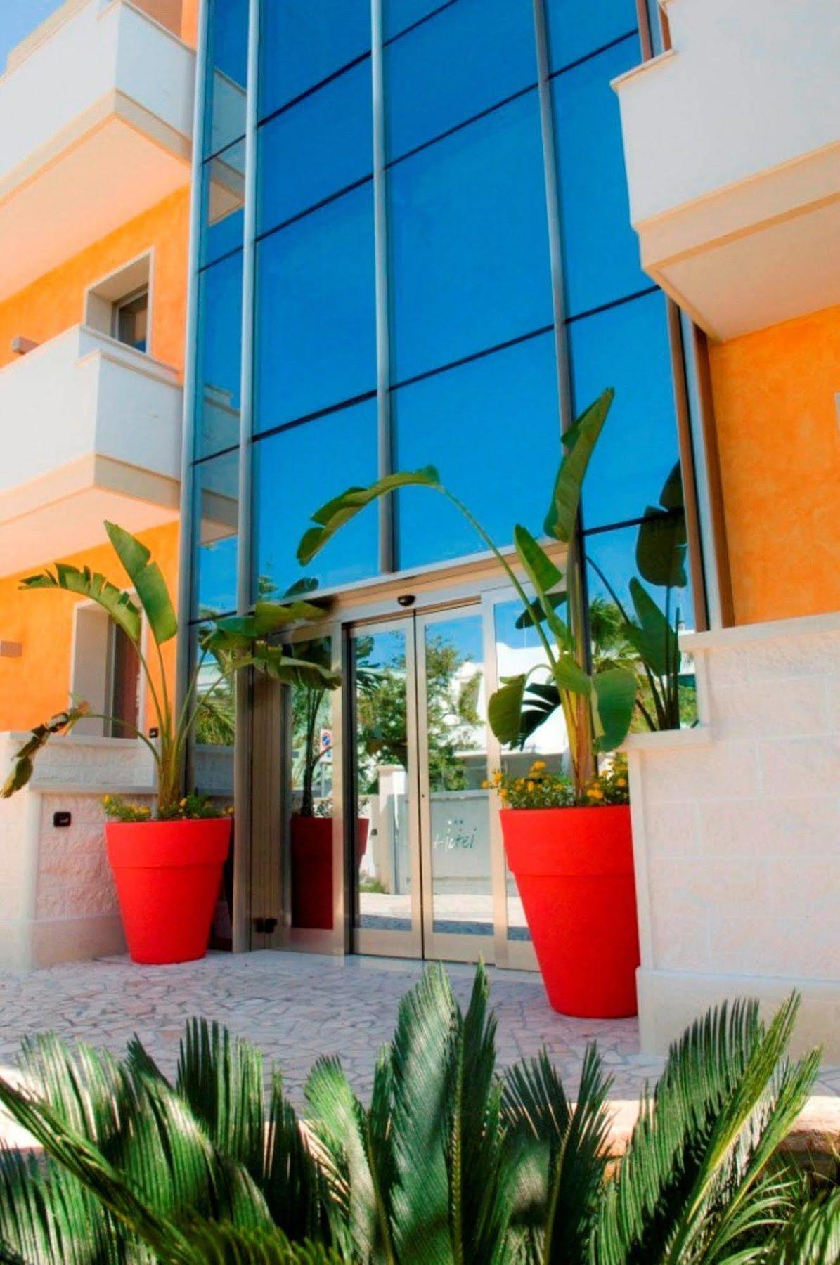 Hotel Risberg Gallipoli Ngoại thất bức ảnh